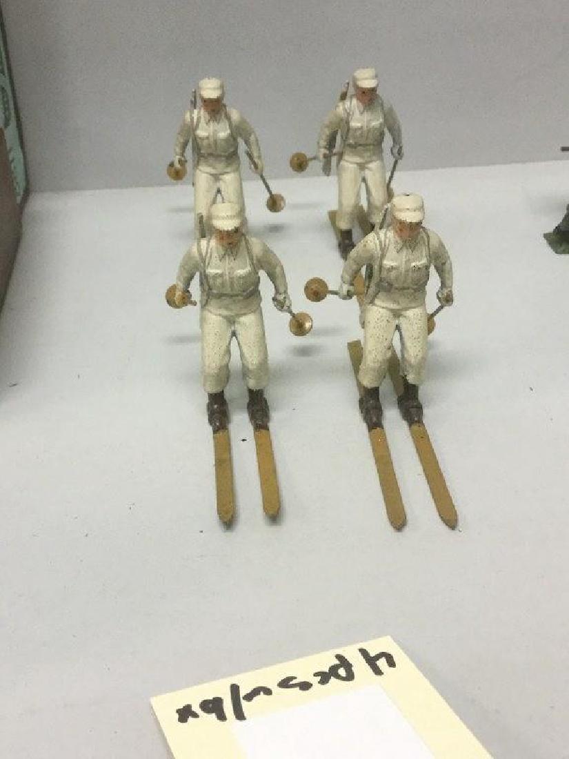 BRITAINS SOLDIERS- 4 PCS SKI TROOPS, CIRCA 1950'S, WITH (1 of 4)