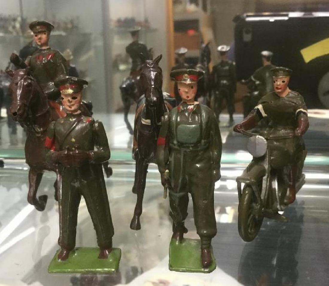 BRITAINS SOLDIERS- 5 PCS CONTEMPORARY IMPERIAL GENERAL (1 of 4)