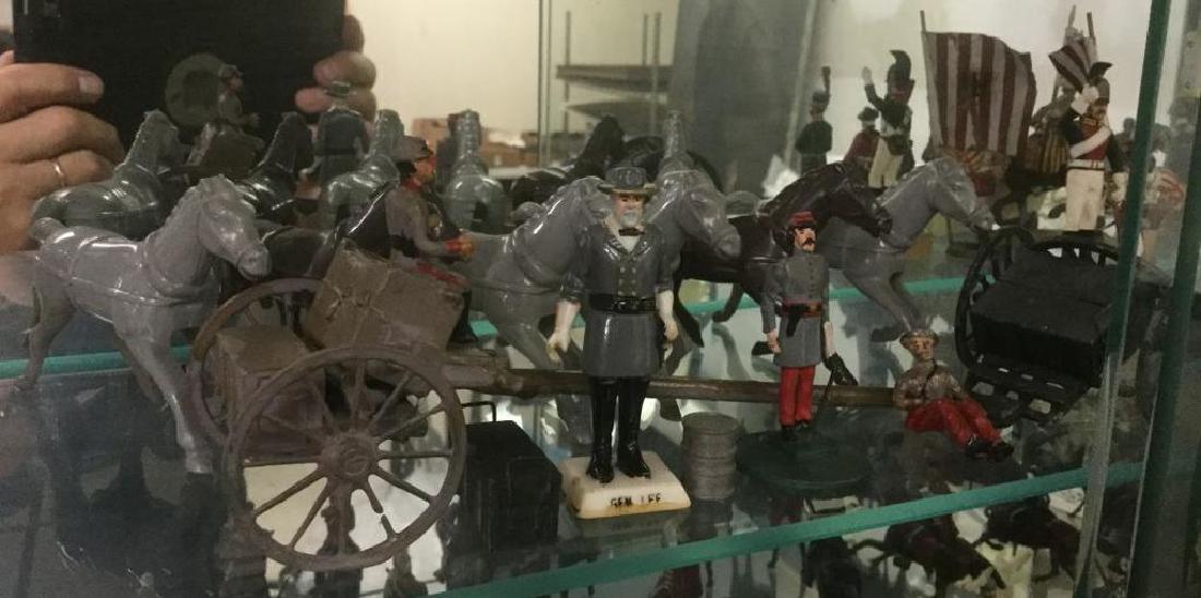 BRITAINS SOLDIERS- 13 PCS INCLUDING METAL LIMBER, METAL: BRITAINS SOLDIERS- 13 PCS INCLUDING METAL LIMBER, METAL CASSON, AMMUNITION BOX, BARREL, 6 PLASTIC HORSES, PLASTIC ROBERT E LEE, 2 METAL(NOT BRITAINS), FROM KINGSTON NY COLLECTOR FROM WHEN HE WAS A CHI