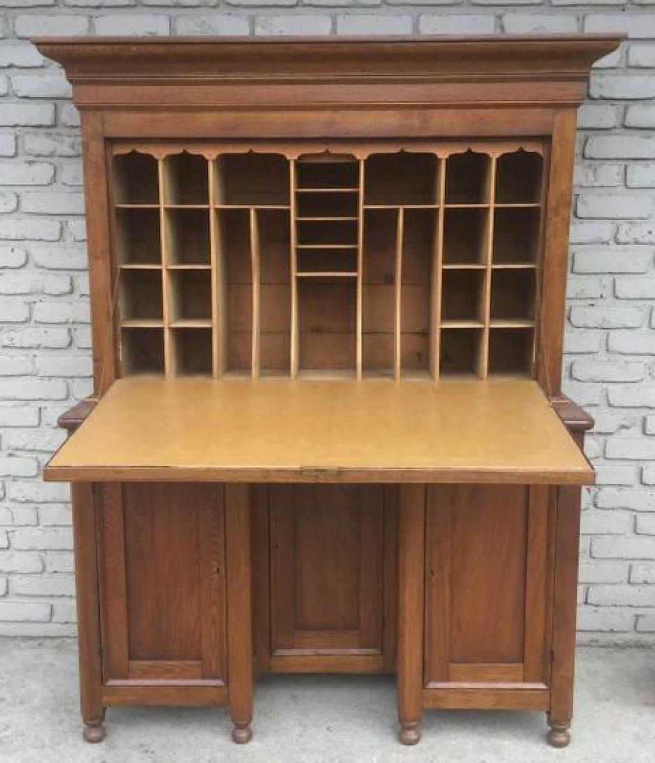 BEAUTIFUL OAK DROPFRONT COUNTRY DESK, WITH 3 DOORS ON (1 of 6)