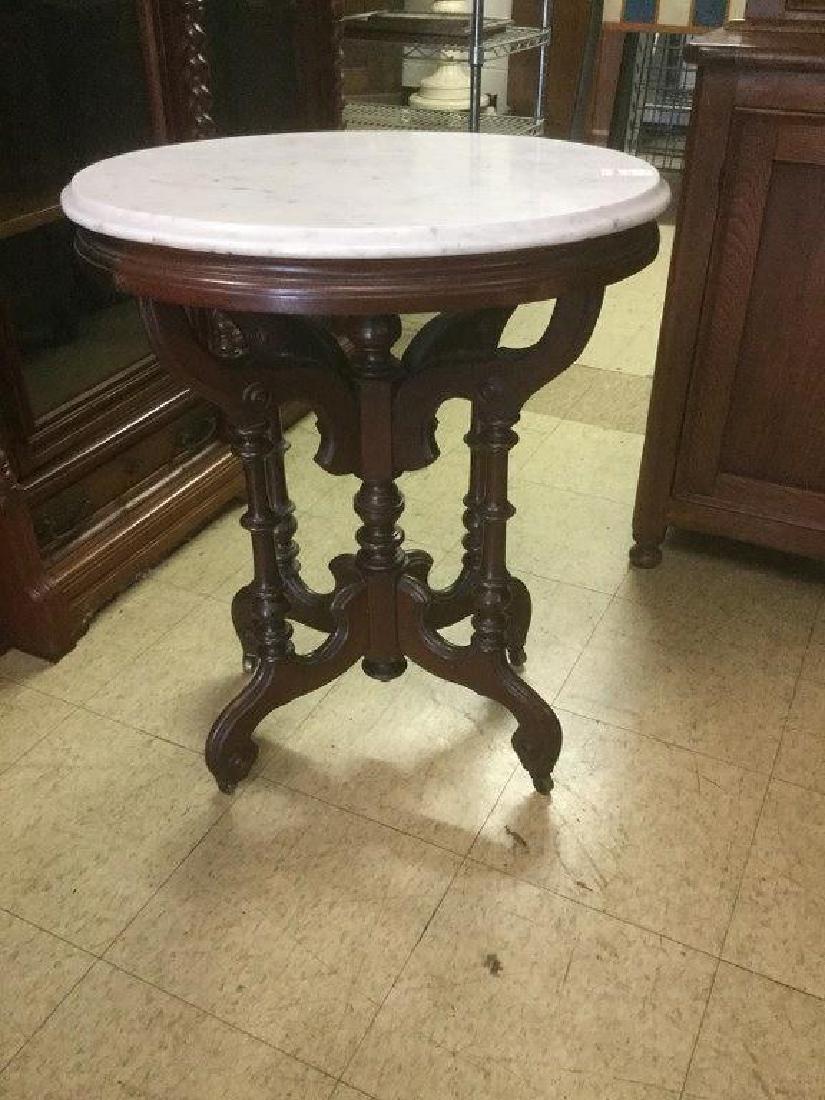 NICE CLEAN VICTORIAN OVAL MARBLE TOP TABLE W/WALNUT (1 of 1)