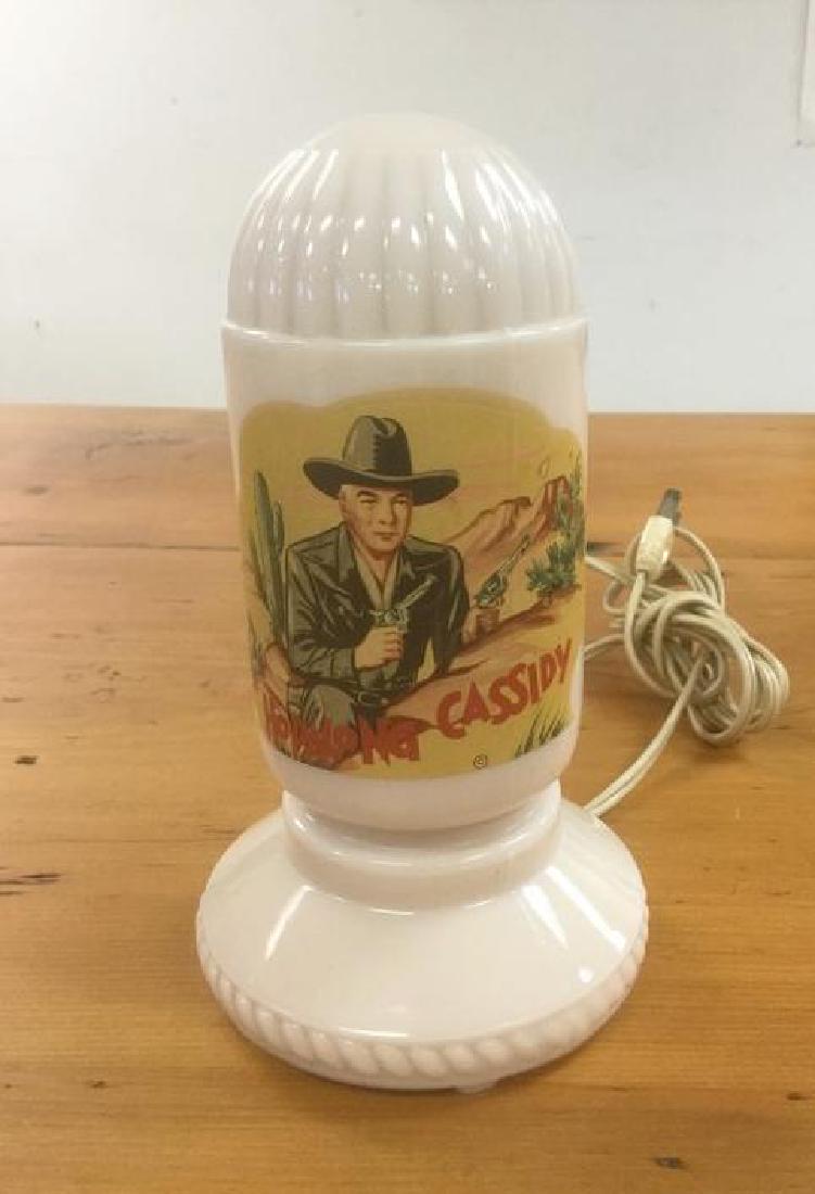 VINTAGE HOPALONG CASSIDY NIGHT LIGHT, MEASURES 7 1/2": VINTAGE HOPALONG CASSIDY NIGHT LIGHT, MEASURES 7 1/2" HIGH, GOOD CONDITION, AS PICTURED