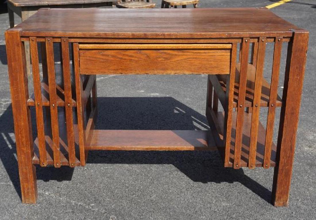 CIRCA 1910 MISSION OAK DESK W/PULLOUT DRAWER WRITING (1 of 5)
