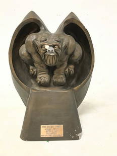 1980 BALROG AWARD JUDGES CHOICE BETTY & IAN BALLANTINE: 1980 BALROG AWARD JUDGES CHOICE BETTY & IAN BALLANTINE FOR LIFE TIME ACHIEVEMENT, MEASURES 12" HIGH, HAS CHIPS ON BOTTOM, SIDE AND FACE, AS PICTURED, FROM THE BEARSVILLE ESTATE OF BETTY & IAN