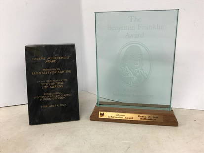 2 AWARDS- LIFETIME ACHIEVEMENT AWARD ON THE OCCASION OF: 2 AWARDS- LIFETIME ACHIEVEMENT AWARD ON THE OCCASION OF THE FIFTH ANNUAL LMP AWARDS, FEBRUARY 14, 1995, MEASURES 6 1/2" HIGH & THE BEN FRANKLIN AWARD, PUBLISHER'S MARKETING ASSOCIATION, LIFETIME