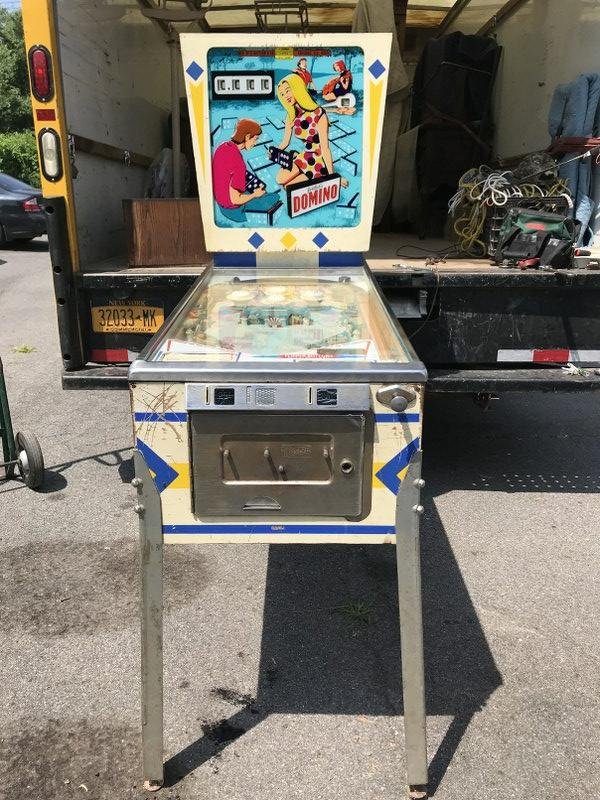 GOTTLIEB: GOTTLIEB'S DOMINO VINTAGE PINBALL MACHINE IN ESTATE FOUND CONDITION, JUST AS WE FOUND IT, SOME FADING ON PLAYFIELD, BACK GLASS IN VERY GOOD CONDITION, NO KEY OR LOCK ON COIN BOX, OR FOR THE BACK. WAS 
