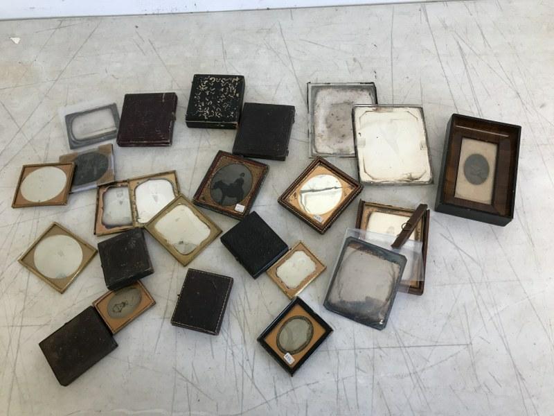 LOT OF 24 IMAGES INCLUDING 2 HALF PLATE DAGUERREOTYPES, (1 of 10)