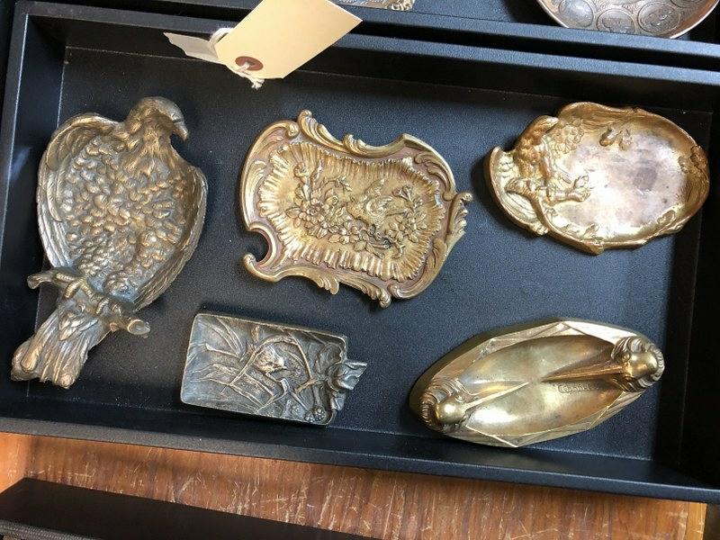 LOT OF 5 VICTORIAN BRONZE/BRASS TRAYS W/BIRDS, FROM AND: LOT OF 5 VICTORIAN BRONZE/BRASS TRAYS W/BIRDS, FROM AND ALBANY NY ESTATE COLLECTION, AS PICTURED
