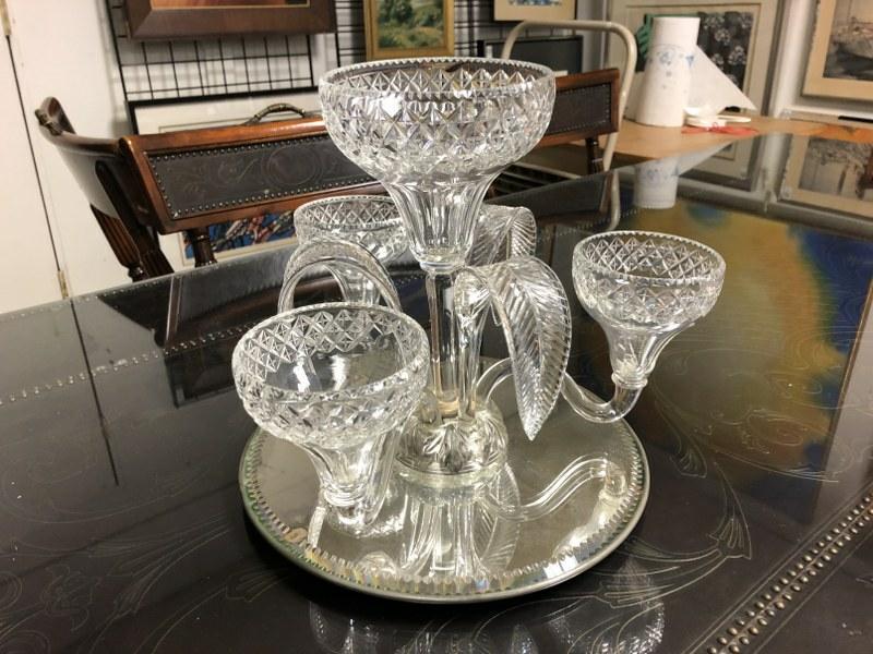 OLDER CUT CRYSTAL EPERGNE, WITH MIRRORED BASE: OLDER CUT CRYSTAL EPERGNE, WITH MIRRORED BASE, IN EXCELLENT CONDITION, FROM LOCAL ESTATE, MEASURES 11 1/2" HIGH.