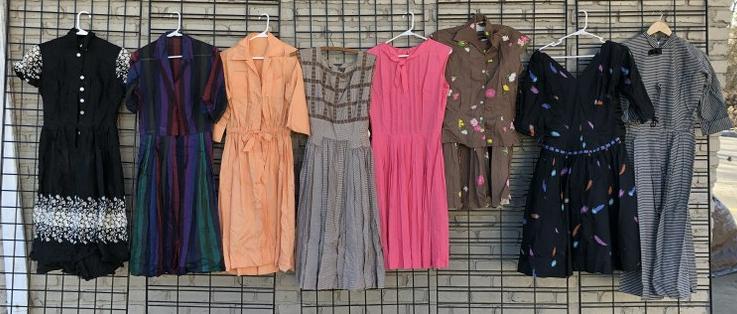 (8) VINTAGE DRESSES, FEEL LIKE MOST COTTON OR COTTON (1 of 6)
