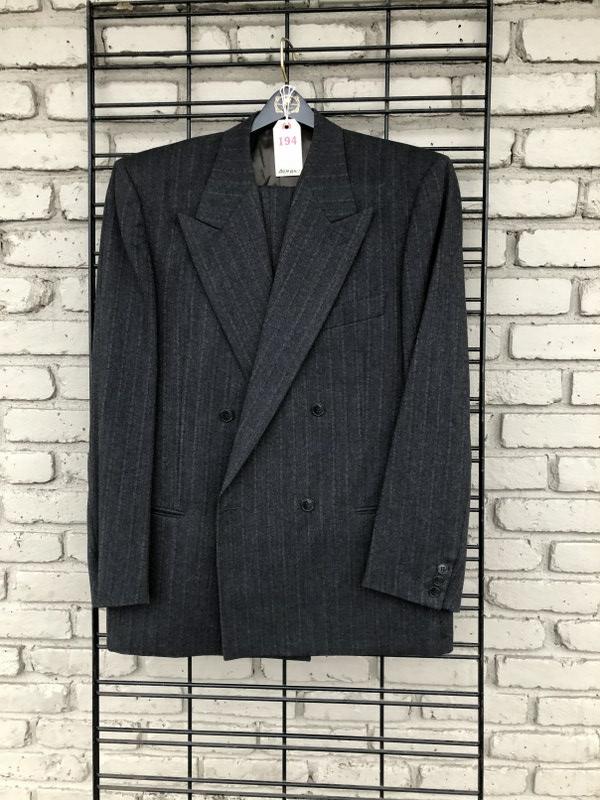 GIORGIO ARMANI DOUBLE BREASTED MENS SUIT, CHARCOAL,: GIORGIO ARMANI DOUBLE BREASTED MENS SUIT, CHARCOAL, STRIPED, WOOL, SIZE 41 REGULAR. ALL HIGH ENDS MENS SUITS COME FROM A LOCAL DOCTOR'S HOME, WHO MOVED TO WEST PALM BEACH, THE HOME WAS IMMACULATE, NON