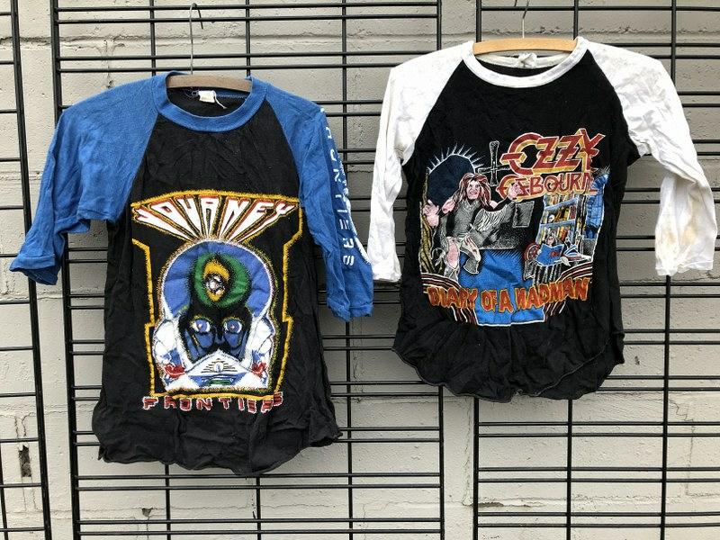 (2) VINTAGE KIDS ROCK N ROLL 80'S TEE SHIRTS, INCLUDES (1 of 2)