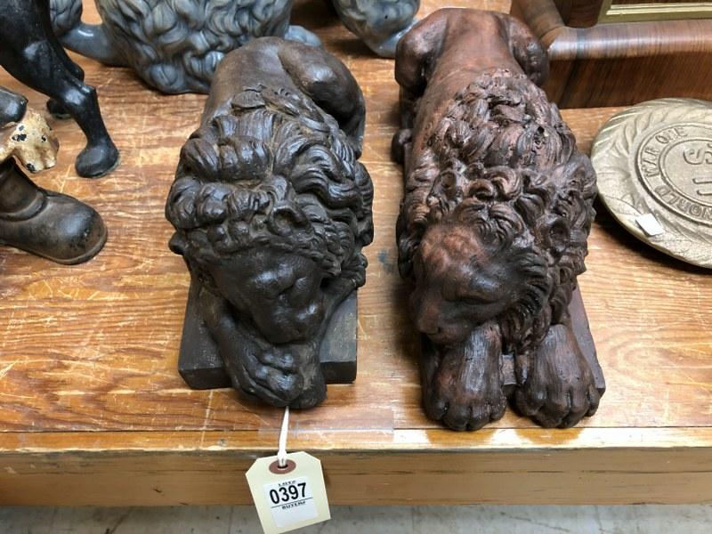 2 TERRA COTTA RECLINING LIONS: 2 TERRA COTTA RECLINING LIONS