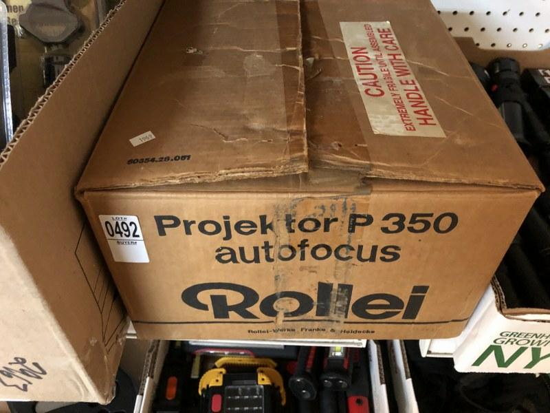 ROLLEI PROJECTOR IN ORIGINAL BOX: ROLLEI PROJECTOR IN ORIGINAL BOX
