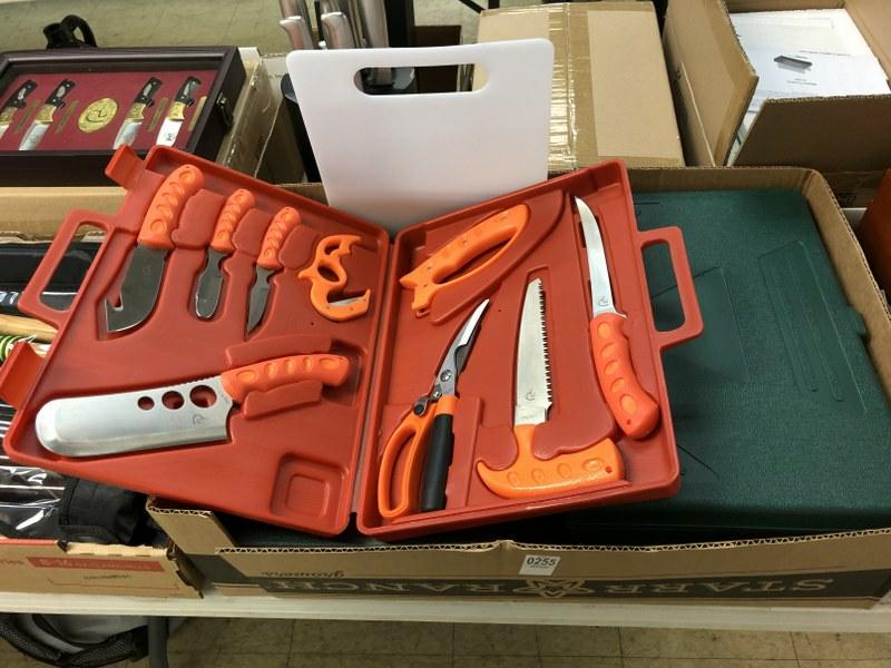 BOXLOT 4 KNIFE KITS: BOXLOT 4 KNIFE KITS