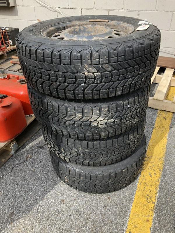 4 TIRES & RIMS: 4 TIRES & RIMS