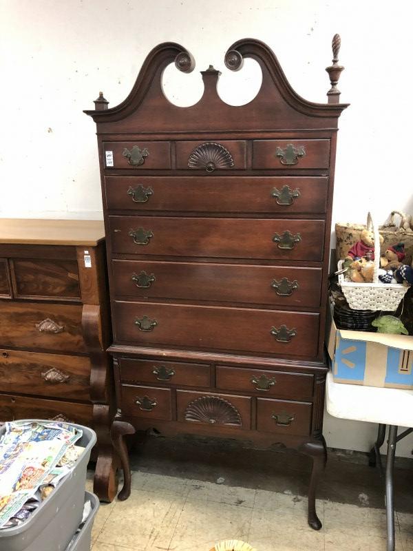 CIRCA 1920'S MAHOGANY HIGHBOY IN AS FOUND ESTATE: CIRCA 1920'S MAHOGANY HIGHBOY IN AS FOUND ESTATE CONDITION, MEASURES 74" HIGH X 33" ACROSS, BOTH FINIALS THAT ARE OFF ARE IN TOP DRAWER.