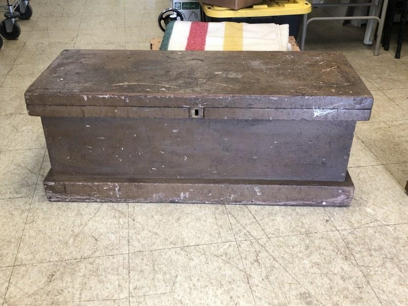 OLD TOOL BOX, IN OLD PAINT, MEASURES 38" X 15" X 15",: OLD TOOL BOX, IN OLD PAINT, MEASURES 38" X 15" X 15", NICE CONDITION.