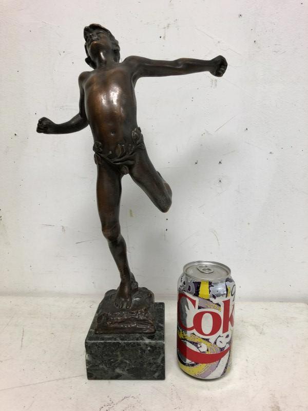 BRONZE COATED YOUNG BOY CIRCA 1910 STATUE, WEARING: BRONZE COATED YOUNG BOY CIRCA 1910 STATUE, WEARING LEAVES AROUND HIS WAIST. ON GREEN MARBLE BASE, UNSIGNED, MEASURES 16" HIGH, FROM HUDSON VALLEY ESTATE.