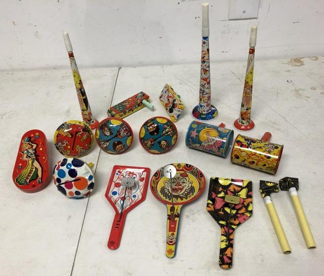 LOT OF 1960'S NEW YEARS EVE NOISE MAKERS, ALL TIN WITH: LOT OF 1960'S NEW YEARS EVE NOISE MAKERS, ALL TIN WITH NICE GRAPHICS, ALSO 2 BATMAN PAPER ONESâ€¦.