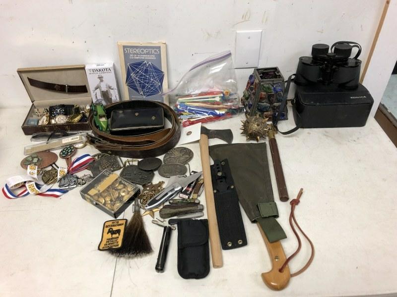 MISC. BOX ESTATE COLLECTIBLES, SMALLS, ETC. GOOD DEALER: MISC. BOX ESTATE COLLECTIBLES, SMALLS, ETC. GOOD DEALER LOT TO SORT OUTâ€¦.