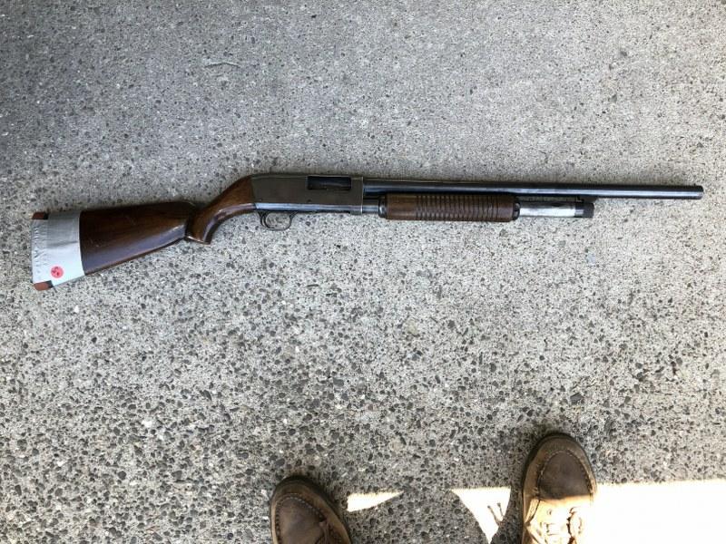 NOBEL 40A PUMP SHOT GUN, 12G: NOBEL 40A PUMP SHOT GUN, 12G , HAS DUCT TAPE ON END, AS WE FOUND IT. FROM LOCAL ESTATE, $20.00 NICS REPORT FEE DUE TO DEALER. PLEASE BID ACCORDINGLY. NO FEE ON BLACK POWDER.