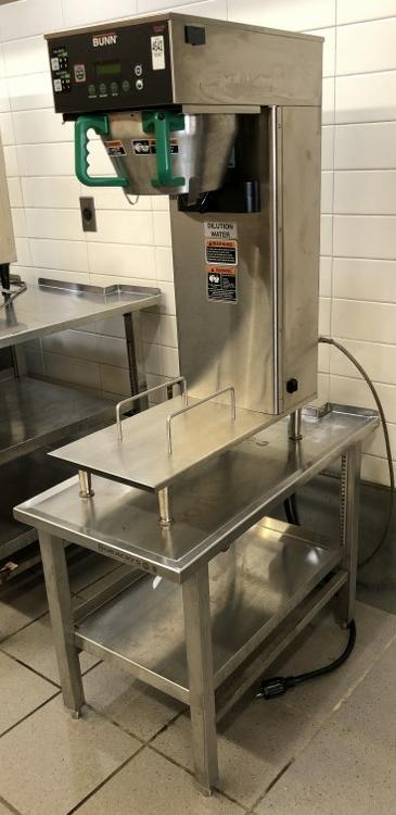 BUNN ICE COFFEE BREWER ON HORACIO'S STAINLESSSTEEL: BUNN ICE COFFEE BREWER ON HORACIO'S STAINLESSSTEEL STAND MODEL IC3-DBC, MACHINE MEASURES 36" HIGH. THIS LOCATION IS LOCATED AT 295 WALL STREET, KINGSTON, NEW YORK 12401, IT CAN BE PREVIEWED BY APPOINT