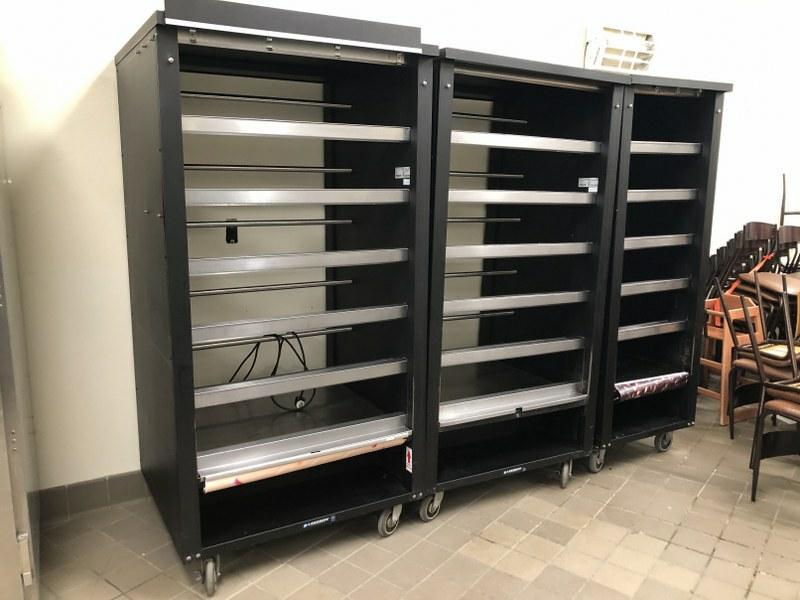 3 DISPLAY CASES FOR BAKED GOODS ON CASTERS. NO BASKETS.: 3 DISPLAY CASES FOR BAKED GOODS ON CASTERS. NO BASKETS. MODEL 98253, 98252 AND 1015021.. HAVE LIGHTS MADE BY LAKESIDE MANUFACTURING, INC.. 3 UNITS TOGETHER MEASURE 106 " ACROSS AND 34" DEEP, AND 76" H