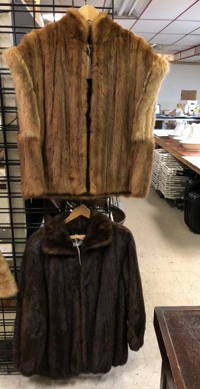 (2) FUR TOWN MINKS, INCL. COAT AND A VEST, FROM NICE: (2) FUR TOWN MINKS, INCL. COAT AND A VEST, FROM NICE CLEAN WOMAN'S ESTATE IN WOODSTOCK, N.Y.