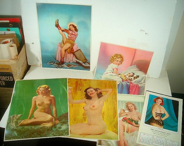 6 50'S GIRLIE NUDE CALENDARS, SALESMAN SAMPLES, INCLUDI: 6 50'S GIRLIE NUDE CALENDARS, SALESMAN SAMPLES, INCLUDING 1 1959 CALENDAR W/4 NUDES, 4 15X20 CALENDARS, 3 NUDE, 1 NOT, AND 1 12X16 NUDE