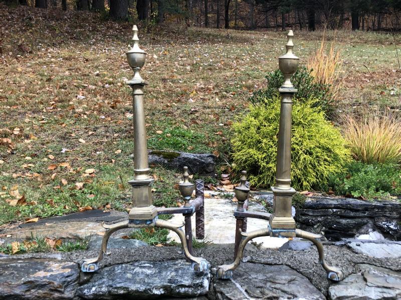 PAIR EARLY BRASS ANDIRONS,CLAW FEET, FROM COLUMBIA: PAIR EARLY BRASS ANDIRONS,CLAW FEET, FROM COLUMBIA COUNTY, N.Y. ESTATE, MEASURE 25" HIGH.