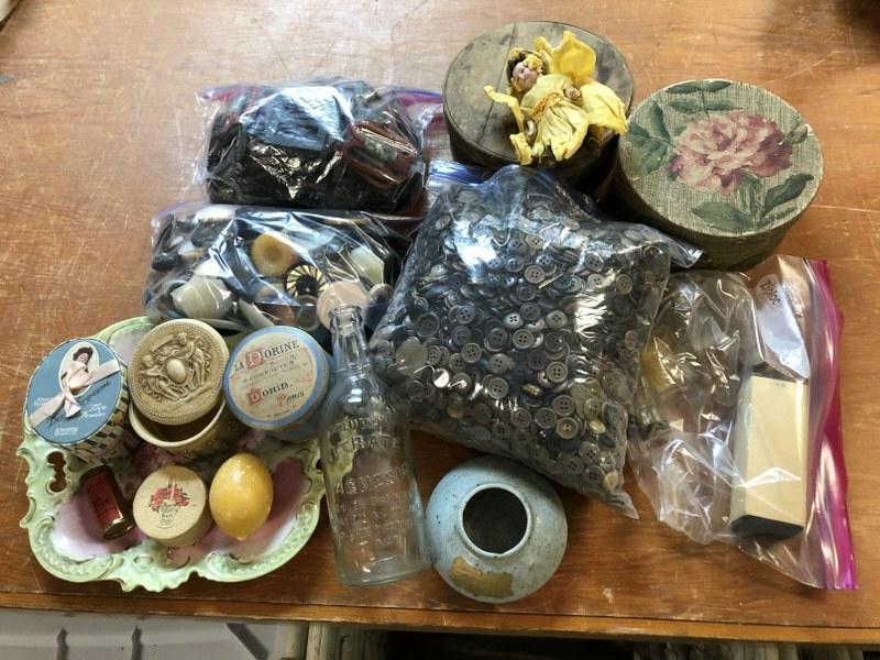 MISC. LADIES ACCESSORIES LOT, FROM OLD FARMHOUSE IN: MISC. LADIES ACCESSORIES LOT, FROM OLD FARMHOUSE IN MARLBORO, N.Y. BUTTONS, BUCKLES, POWDER, PERFUME BOTTLES, SMALL BISQUE HEAD DOLL, BOXES, ETC.