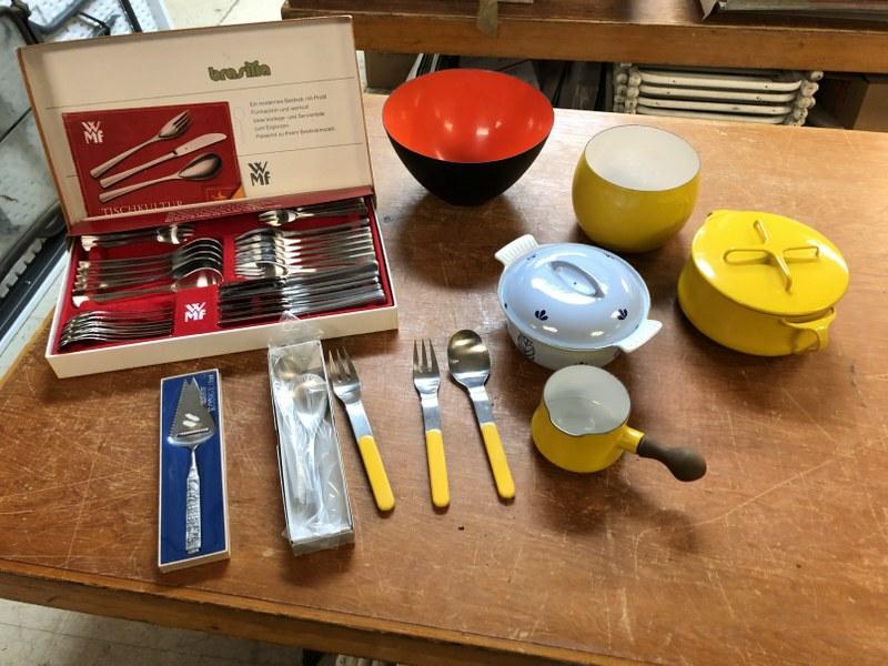 DANISH MODERN LOT OF KITCHENWARES FROM ALBANY, N.Y.: DANISH MODERN LOT OF KITCHENWARES FROM ALBANY, N.Y. ESTATE, INCLUDES SET OF STAINLESS FOR 6 FLSTWARE BY WMF, KONGE CHEESE KNIFE IN ORIGINAL PACKAGE, WMF PAIR OF SERVING SPOONS STILL IN PLASTIC, 2 DANS