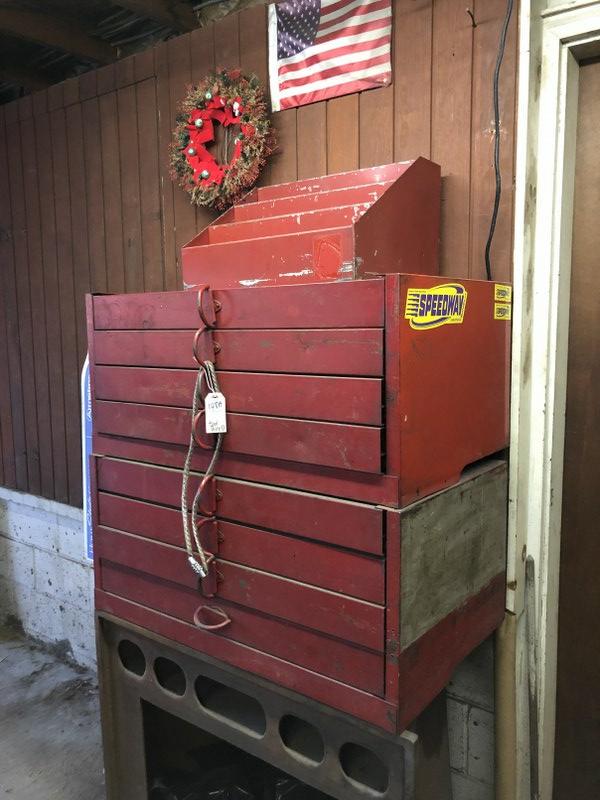 MULTI DRAWER METAL TOOL BOXES. THIS IS SOLD ONSITE, AT: MULTI DRAWER METAL TOOL BOXES. THIS IS SOLD ONSITE, AT ESTATE IN KINGSTON, N.Y. TO PREVIEW, THIS TUESDAY THROUGH THURSDAY FROM 9AM - 3 PM, SOMEONE WILL BE THERE, 616 CREEKSIDE ROAD, KINGSTON, N.Y. 124