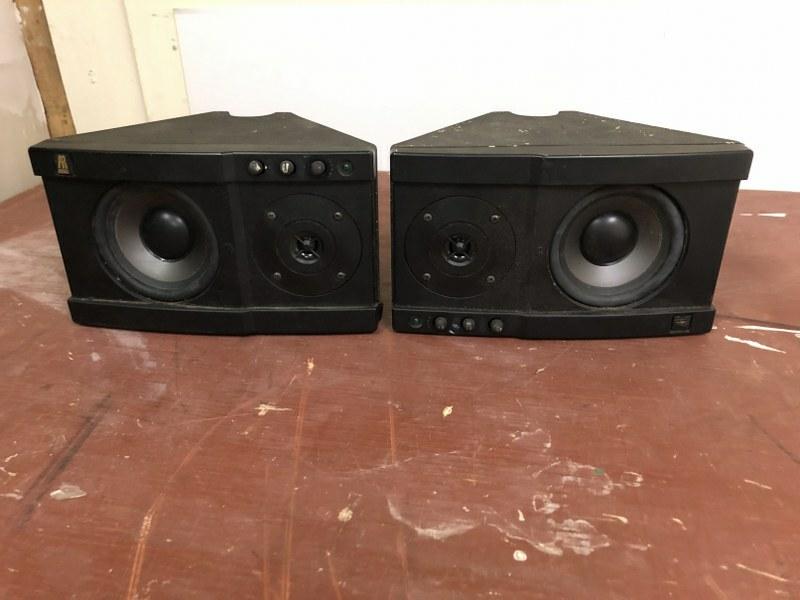 PAIR ACOUSTIC RESEARCH POWERED PARTNER 570 SPEAKERS,: PAIR ACOUSTIC RESEARCH POWERED PARTNER 570 SPEAKERS, DATE CODE SEPT. 8 1994, SERIAL NUMBER 67367. NO WIRES, MEASURE 10.5" ACROSS. ALL THIS RECORDING EQIUIPMENT WE ARE SELLING, IS FROM AN OLDER RECORDI