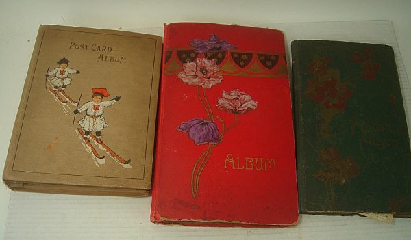 3 POSTCARD ALBUMS INCLUDING CHRISTMAS, EASTER, BIR: 3 POSTCARD ALBUMS INCLUDING CHRISTMAS, EASTER, BIRTHDAY, NEW YEAR'S, ETC