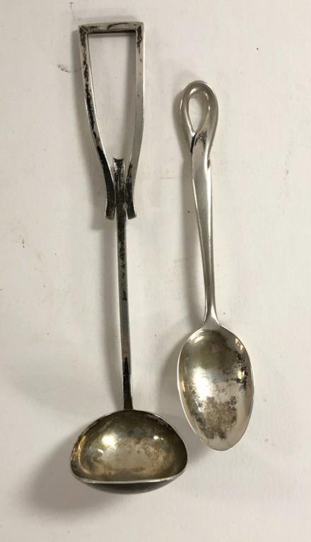 KURT MATZDORF STERLING MODERN SPOON & T & C PERETTI: KURT MATZDORF STERLING MODERN SPOON & T & C PERETTI STERLING SPOON (ITALY). WEIGHT FOR BOTH 1.97 TROY OUNCES.