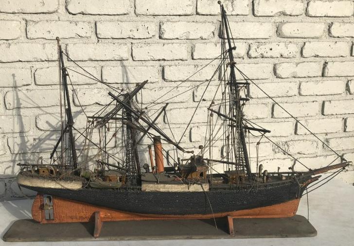 GREAT FOLK ART SHIP MODEL, IN OLD CRUSTY PAINT, WITH: GREAT FOLK ART SHIP MODEL, IN OLD CRUSTY PAINT, WITH ORIGINAL PAINT, MANY YEARS OF DUST COVERING, FROM MANY YEARS ON A SHELF, IN A BROOKLYN, N.Y. ESTATE. LIFE BOATS INTACT, MASTS THERE, SOME NEEDING T