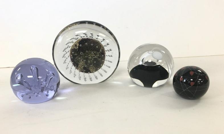4 ART GLASS PAPERWEIGHTS, ALL IN VERY GOOD CONDITION,: 4 ART GLASS PAPERWEIGHTS, ALL IN VERY GOOD CONDITION, SIGNED (PURPLE ONE- CAITHNESS MOONFLOWER SCOTLAND C41538) (TALL ONE SIGNED ECKHOLT 1988, CAN LAY 2 DIFFERENT WAYS- MEASURES 4.75" HIGH ) ( ROUND O