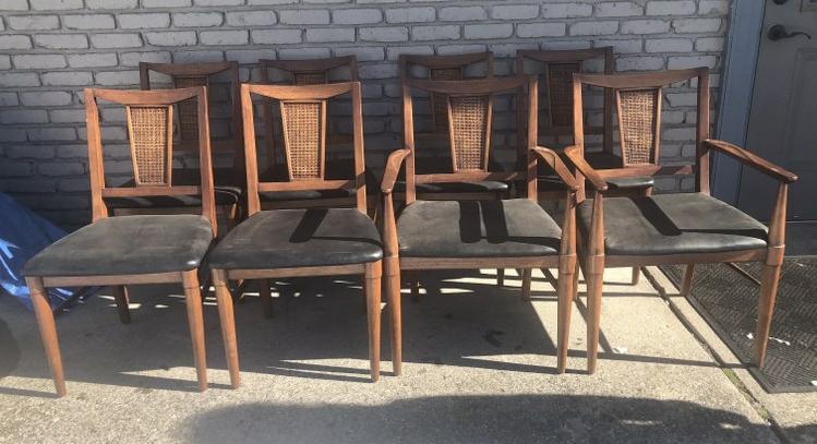 8 MID CENTURY HENREDON CHAIRS W/ 2 ARMCHAIRS, GOOD: 8 MID CENTURY HENREDON CHAIRS W/ 2 ARMCHAIRS, GOOD OVERALL CONDITION, CANE BACKS