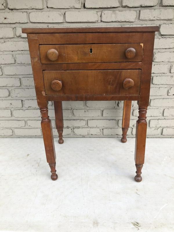 2 DRAWER NY LEG COUNTRY STAND, CHERRY WITH MAHOGANY: 2 DRAWER NY LEG COUNTRY STAND, CHERRY WITH MAHOGANY VENEER, SOME VENEER OFF, GOOD LOOKING COUNTRY STAND, FROM DUTCHESS COUNTY ESTATE. MEASURES 29" HIGH TOP IS 20" X 17".
