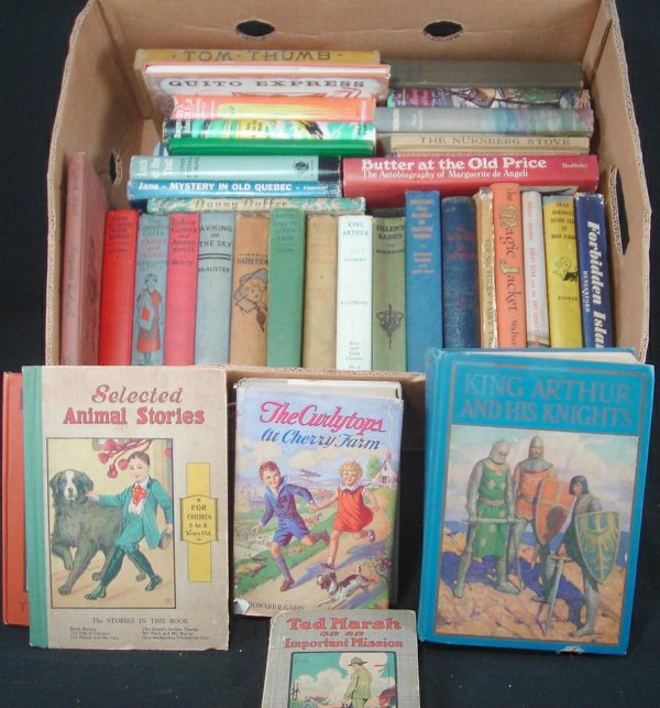 BOXLOT VINTAGE CHILDREN'S BOOKS INCLUDING TOM THUM: BOXLOT VINTAGE CHILDREN'S BOOKS INCLUDING TOM THUMB, KING ARTHUR AND HIS KNIGHTS, FORBIDDEN ISLAND, ETC