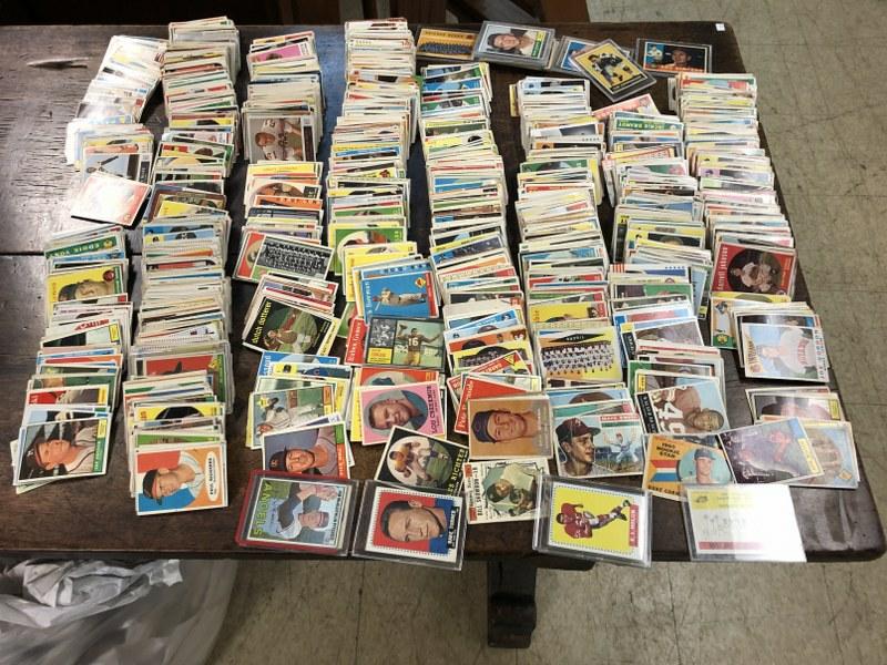 ESTATE LOT HUNDREDS & HUNDREDS OF 1950'S & 60'S (1 of 9)