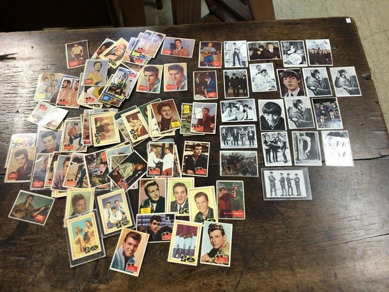 (104) NON SPORT CELEBRITY CARDS, MOST ALL SINGERS & (1 of 9)