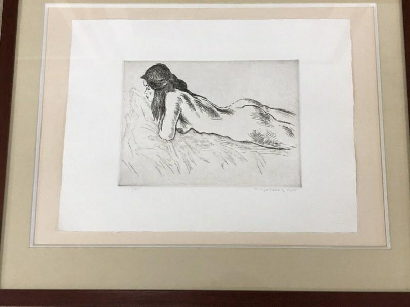 RAPHAEL SOYER LIMITED EDITION ENGRAVING W/NUDE WOMAN,: RAPHAEL SOYER LIMITED EDITION ENGRAVING W/NUDE WOMAN, BEAUTIFULLY FRAMED AND MATTED, PAPER MEASURES 14" X 19"