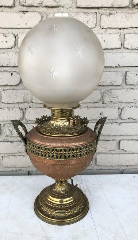 VICTORIAN BRASS BASE GONE WITH THE WIND LAMP, (1 of 7)