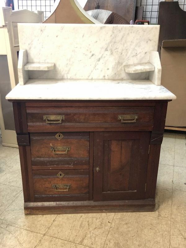EASTLAKE WALNUT MARBLETOP WASHSTAND W/BACKSPLASH, (1 of 1)