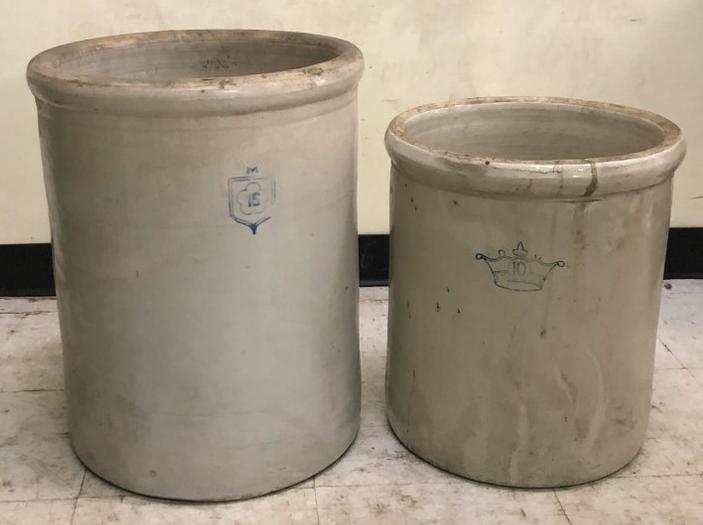 (2) STONEWARE CROCKS, 10 & 15 GALLON, IN NICE ESTATE (1 of 2)