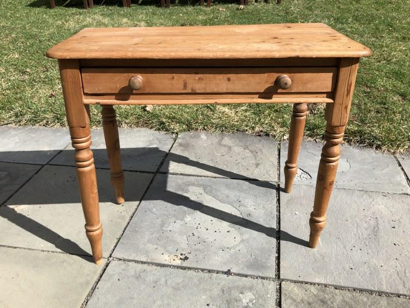 PINE 1 DRAWER WORK TABLE (1 of 2)