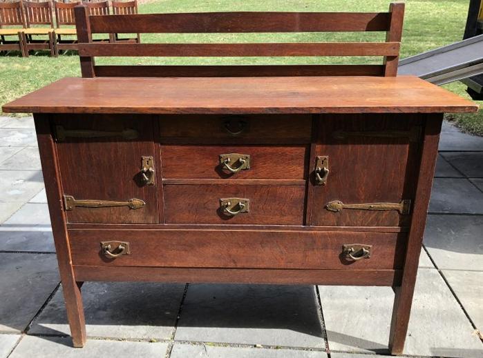 GUSTAV STICKLEY 814 1/5 SIDEBOARD WITH STRAP HINGES, (1 of 4)